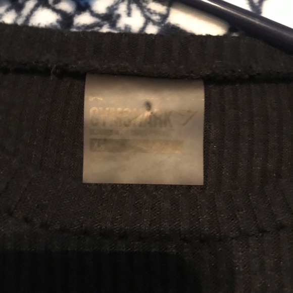 Women’s “ GymShark” Cropped Soft Athletic Top.💕 - Picture 4 of 4